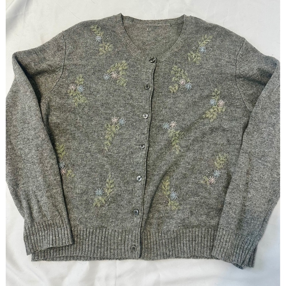 Evan-Picone Womens Gray Floral Embroidered Button Front Cardigan Sweater L